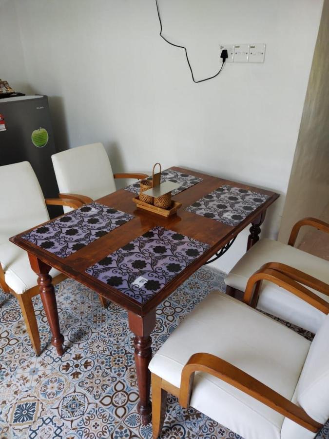 Homestay Embah Ros & Embah Lek Hutan Melintang Kültér fotó